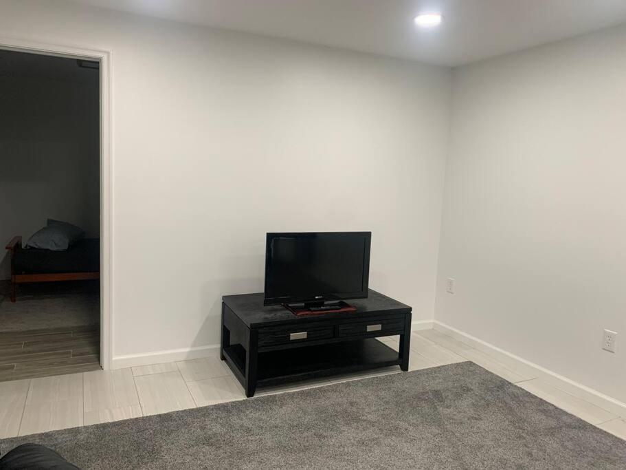 2 Bedroom Apartment- Close To Hershey Park, Hollywood Casino And Downtown Harrisburg Esterno foto